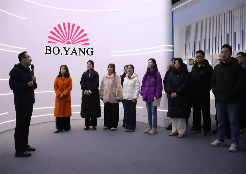 安丘市市場監(jiān)督管理局組織青年干部職工到博陽機(jī)械參觀交流